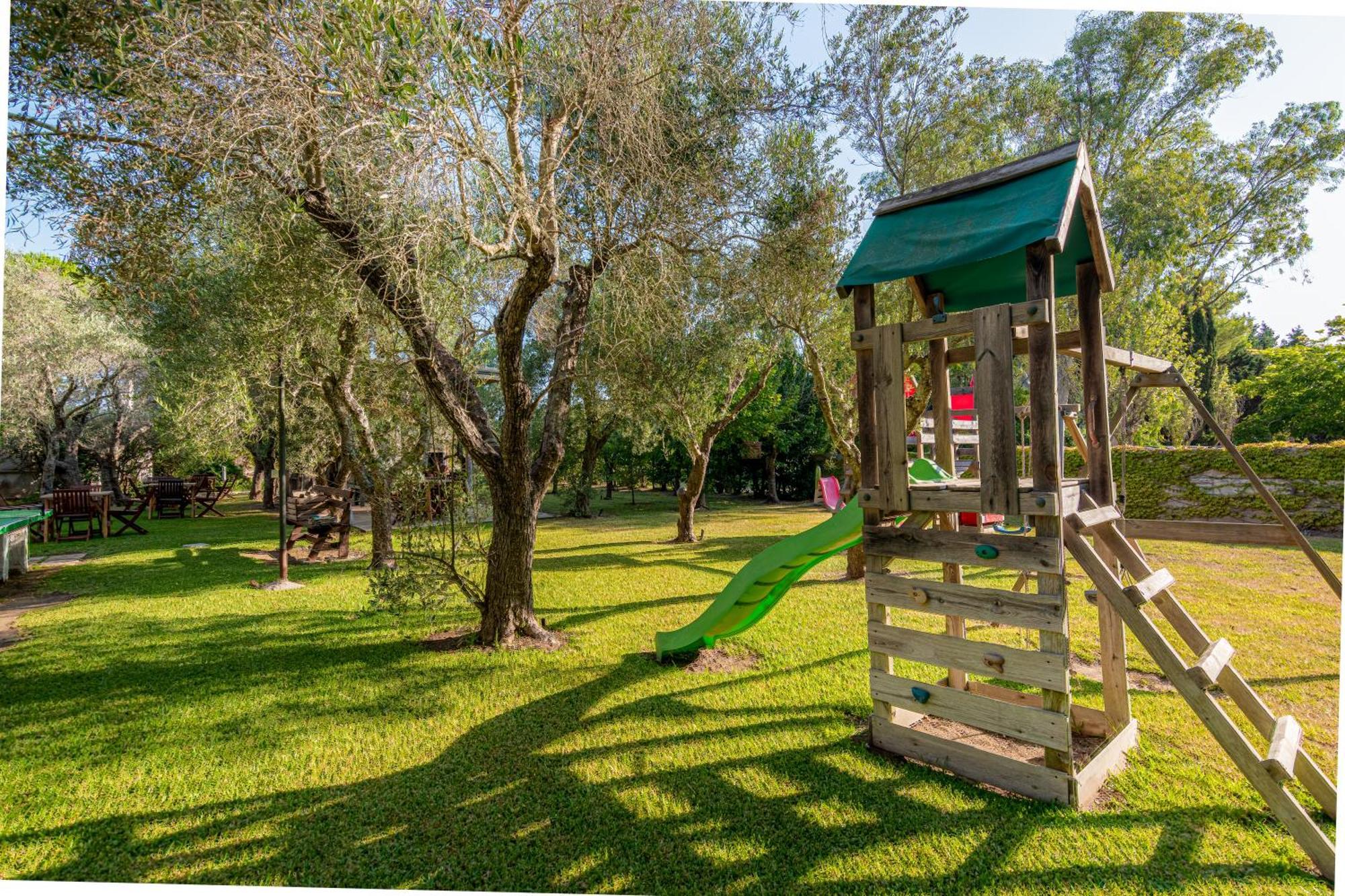 Bio Agriturismo Salos Алимини Екстериор снимка